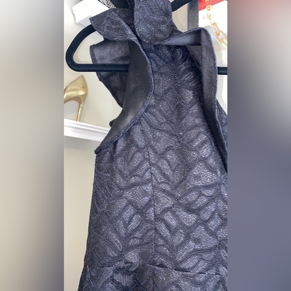 HALSTON HERITAGE Shimmer Floral Jacquard One-Shoulder Cocktail Dress - Picture 13 of 14